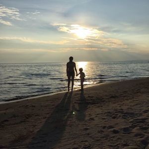 Meet your Posher, Allycea